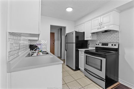 For Lease - 150 PARK Unit# 802, Windsor, Ontario - Photo 2