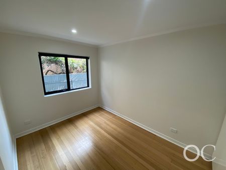 Open the Door to Comfort, Convenience and Courtyard Charm - Photo 5