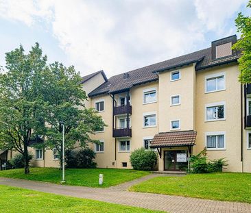 Befristet bis 30.11.2027 / Charmante 3.5 Zimmerwohnung in Brüttisel... - Foto 1