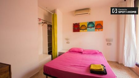 valencia, Valencian Community 46022 - Photo 3