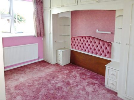 Burwell, Cambridge - Photo 3