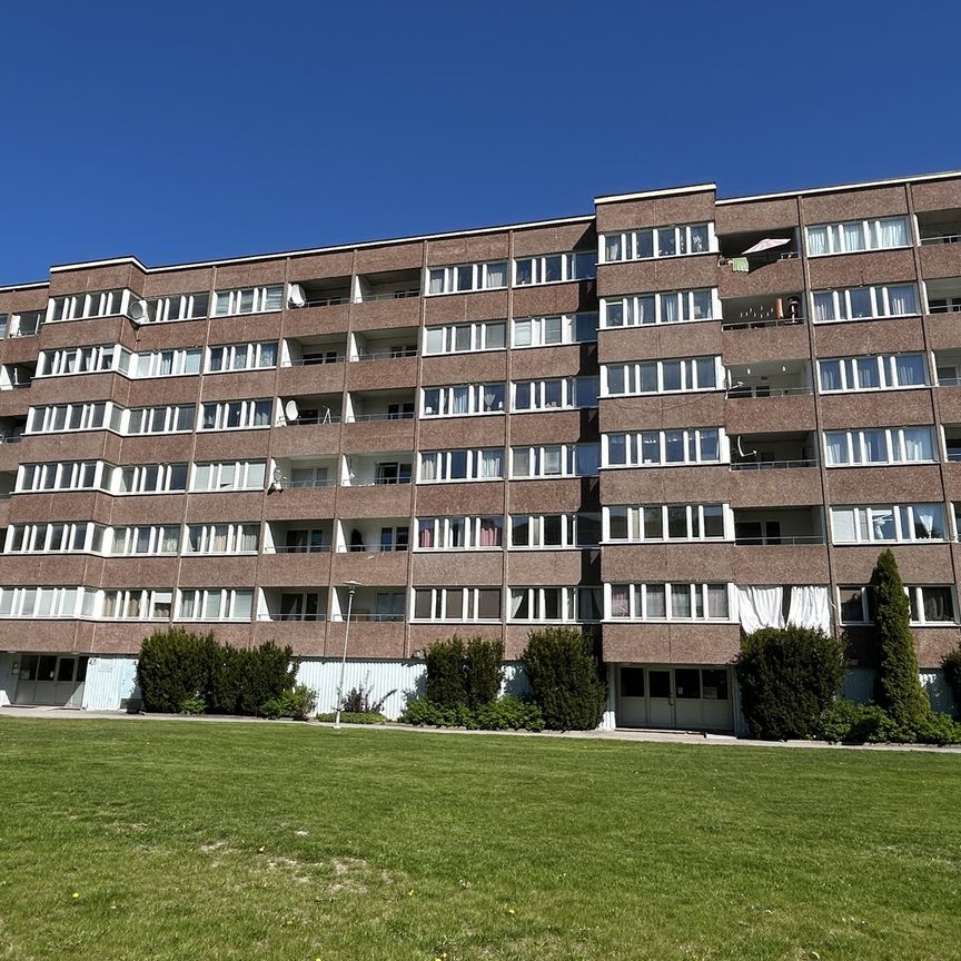 Liegatan 25, Västerås - Photo 1