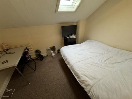 Granby Grove, Headingley, LS6 3BE, Leeds - Photo 5