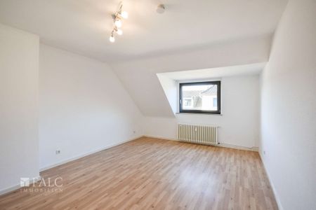 Frisch renovierte Wohnung mit großzügiger Küche und Komfort - Foto 3