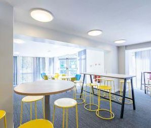 1 bedroom private hall to rent - Photo 3