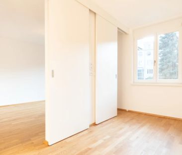 Balkonwohnung mit Blick in den grünen Innenhof im 21. Bezirk! - Photo 3