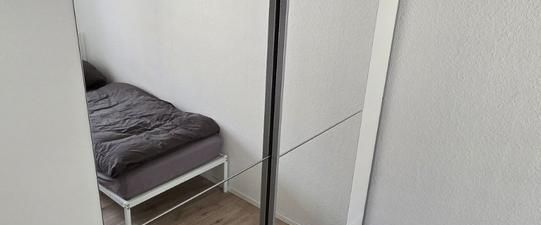 3 Raum Wohnung mit Balkon und kl. Gartenbereich von Privat - Foto 1