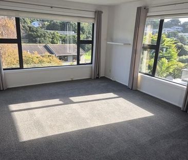 Charm, elevation and sun 2BR Whitby - $620pw - Photo 5