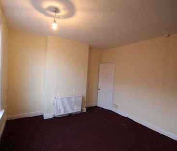 Hovingham Terrace Hovingham Terrace, Leeds, LS8 - Photo 1