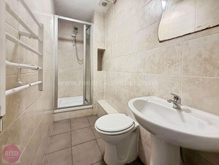 Studio to rent - Photo 2