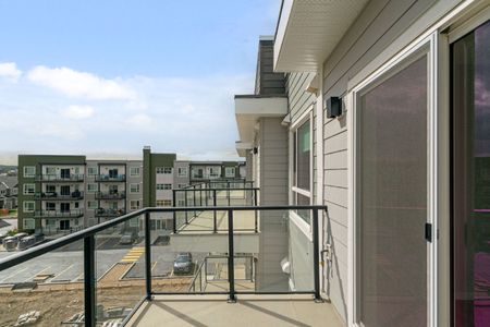 3410, 33 Carringham Gate NW - 1 - Photo 5