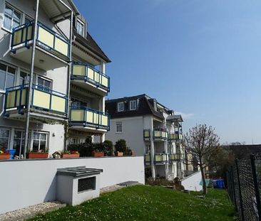 Zweiraum-EG-Wohnung mit Terrasse in TOP-Wohnlage! - Photo 1