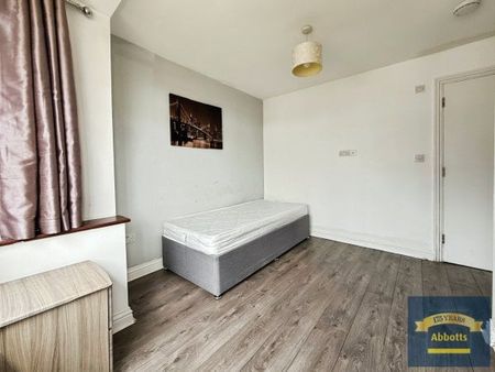 Greenstead Road, Colchester - Photo 4