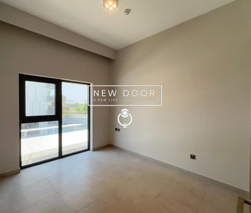 Single Row | 3BR + Maids | Close to Entrance - Photo 3