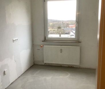 Teilsanierte Single- Wohnung mit Balkon in Baumheide / Freifinanziert - Photo 1