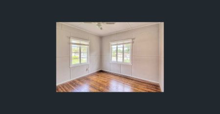 3-BEDROOM HOME WITH LARGE BACKYARD - Photo 3