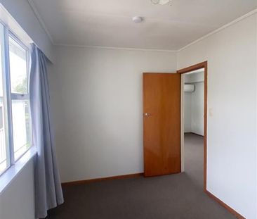 Centrally located Flat - Photo 5