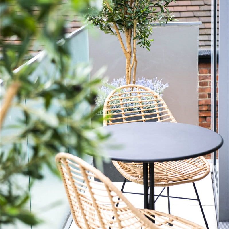 A three bedroom apartment of approximately 1,860 square feet. - Photo 1