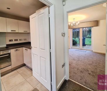 2 bedroom semi-detached house to rent - Photo 3