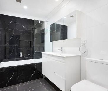 Elegant Parkside Townhouse Living I Boutique “Verona” Complex - Photo 6