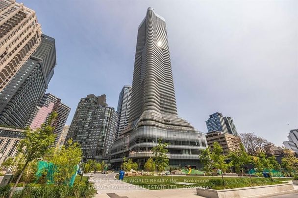 For Lease - 11 WELLESLEY Street Unit# 4108 ENSUITE, Toronto, Ontario - Photo 1