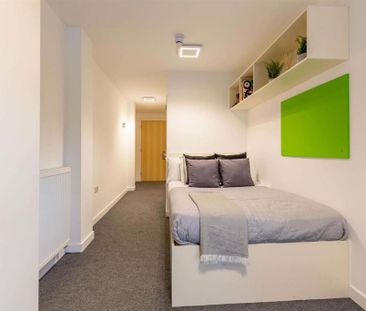 1 bedroom in a flat share to rent - Photo 3