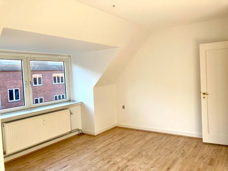 Hyggelig 3-værelses lejlighed i roligt kvarter - Photo 3