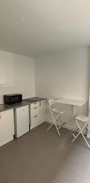 Appartement 1 pièce à louer St Étienne - 42000 / Réf: 455 - Photo 1