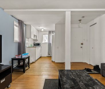 3 Et Demi à Louer, Sous-sol D'un Triplex - Photo 1