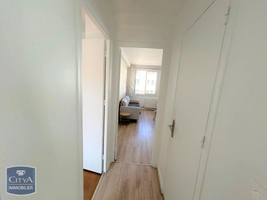 Appartement à louer 4 pièces 63.81m² - Photo 1