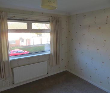 6 Demesne Avenue, Lurgan, BT66 7BL - Photo 6