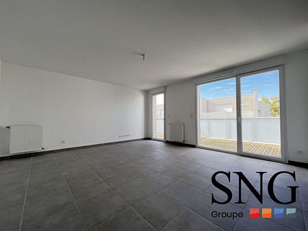 T4 AVEC BALCON + 2 PARKINGS - Photo 3