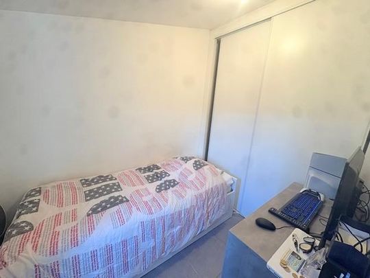 Location Appartement 3 pièces 66m² ST MAXIMIN LA STE BAUME 83470 - Photo 1