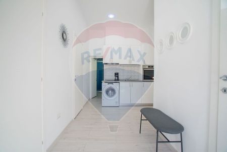 De inchiriat! 3 camere, Racadau, acces separat, x2 parcare - Fotografie 4