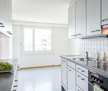 Fancy a change of scenery? Living with ideal transport links. - Foto 5