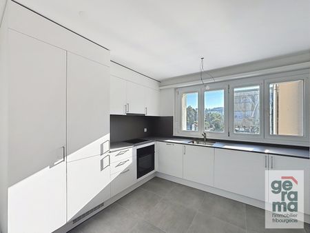 Appartement renové de 3.5 pièces à Marly - Foto 2