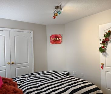 For Lease - 2466 Felhaber Crescent, Oakville, Ontario - Photo 6