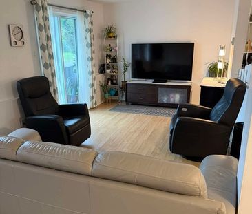 1er Octobre, 3 Chambres (ou Novembre) - Photo 2