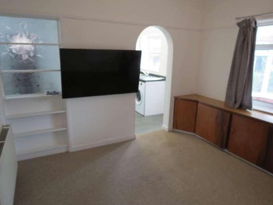 Bedroom Detached House In Wallisdown, BH12 - Photo 1