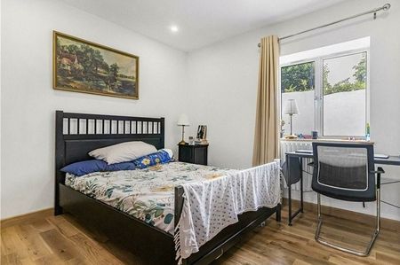 Apartment to rent in Abercorn Place, St John's Wood, NW8 - Photo 2