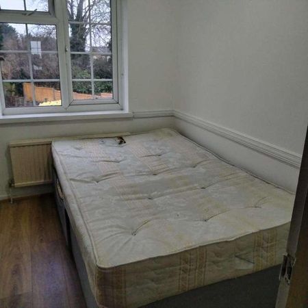 Aspen Drive, HA0 - Photo 3