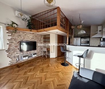 Klimatyczne mieszkanie z antresolą i balkonem - Photo 6