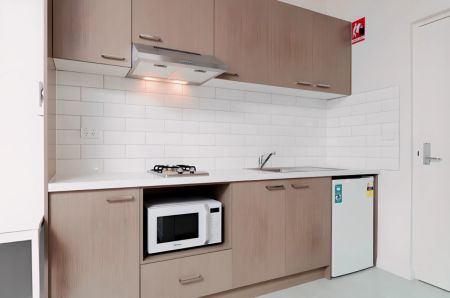 Large Studio - Photo 4