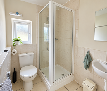 2 bedroom semi-detached house to rent - Photo 5
