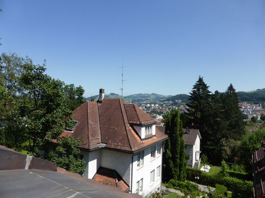 Die Studentenwohnung im Dachgeschoss - Photo 1