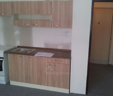 Pronájem bytu 1+1 35 m², Stráž pod Ralskem - Photo 1