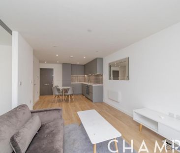 Studio to rent - Photo 1