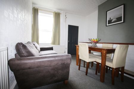 Student Accommodation, 13 Rosemary Lane, Lincoln, Lincolnshire, LN2 5AT, United Kingdom - Photo 3