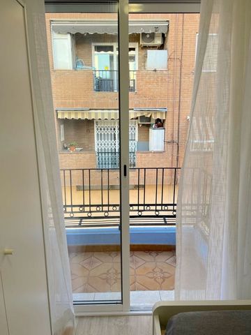 Carrer de Nicolau de Montsoriu, Valencia, Valencian Community 46011 - Photo 3