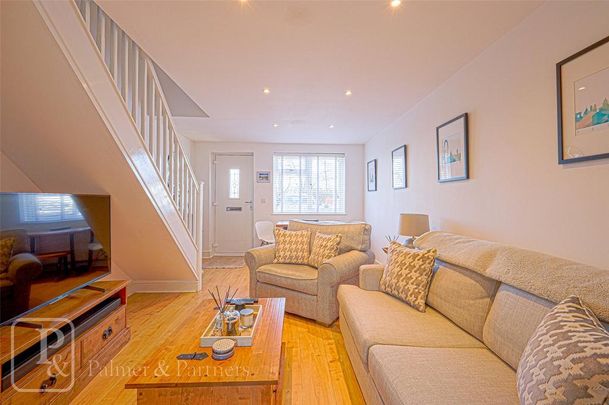 2 bedroom terraced house to rent - Photo 1